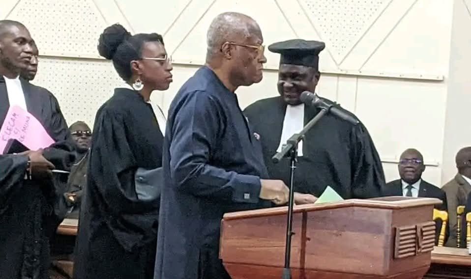 Inéligibilité de Paul Biya : le Conseil constitutionnel rejette la requête d’Akere Muna