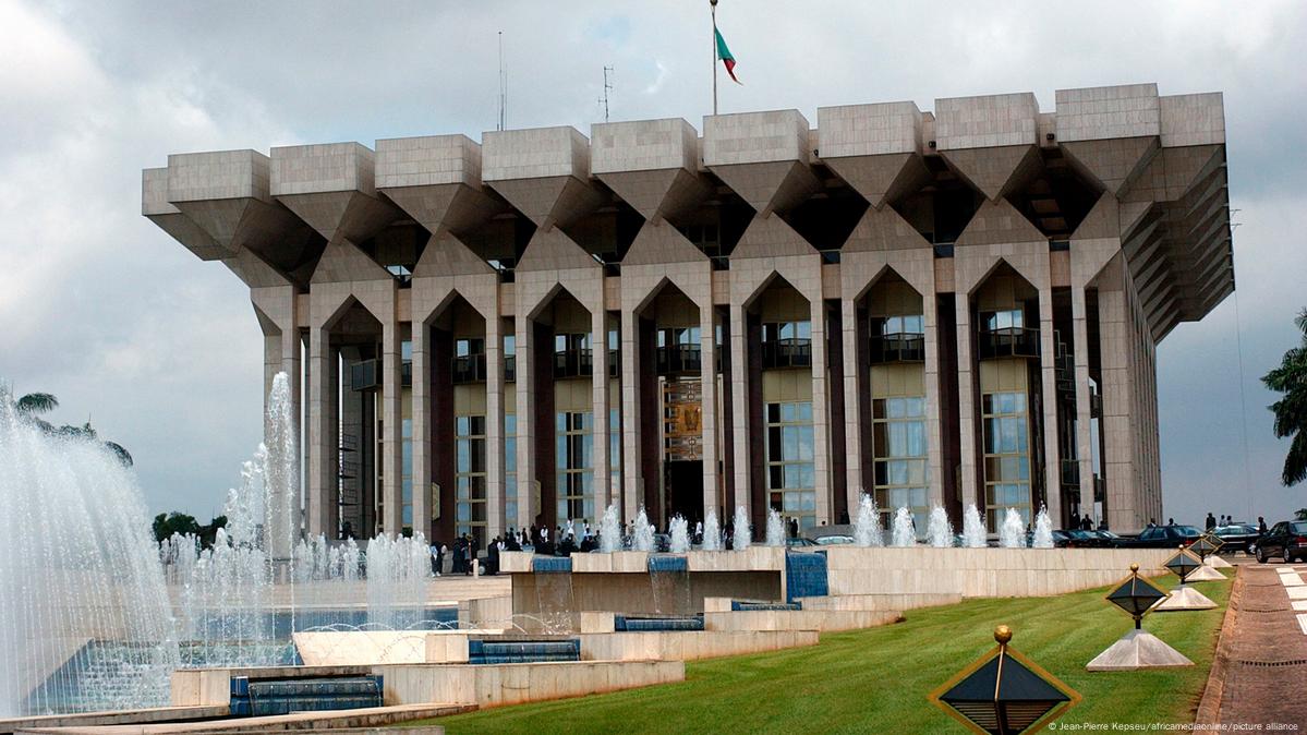 Présidentielle 2025 au Cameroun : 12 candidats retenus après le contentieux préélectoral